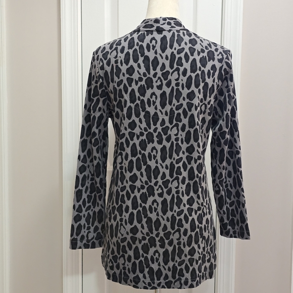 Chicos 1 (medium) Leopard print tunic top. NWOT - Picture 4 of 10